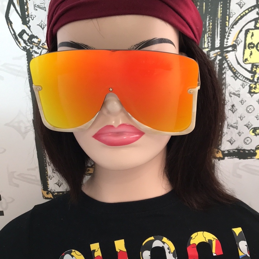 Gucci GG0540S 004 Beige Oversized Shield Sunglasses Orange Mirror - Picture 1 of 14